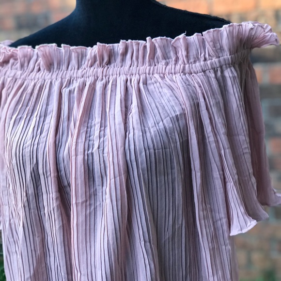 🌸Buy 1 Get 1 FREE🌸Smell The Roses Pink Off Shoulder Ruffle Top - Picture 2 of 8